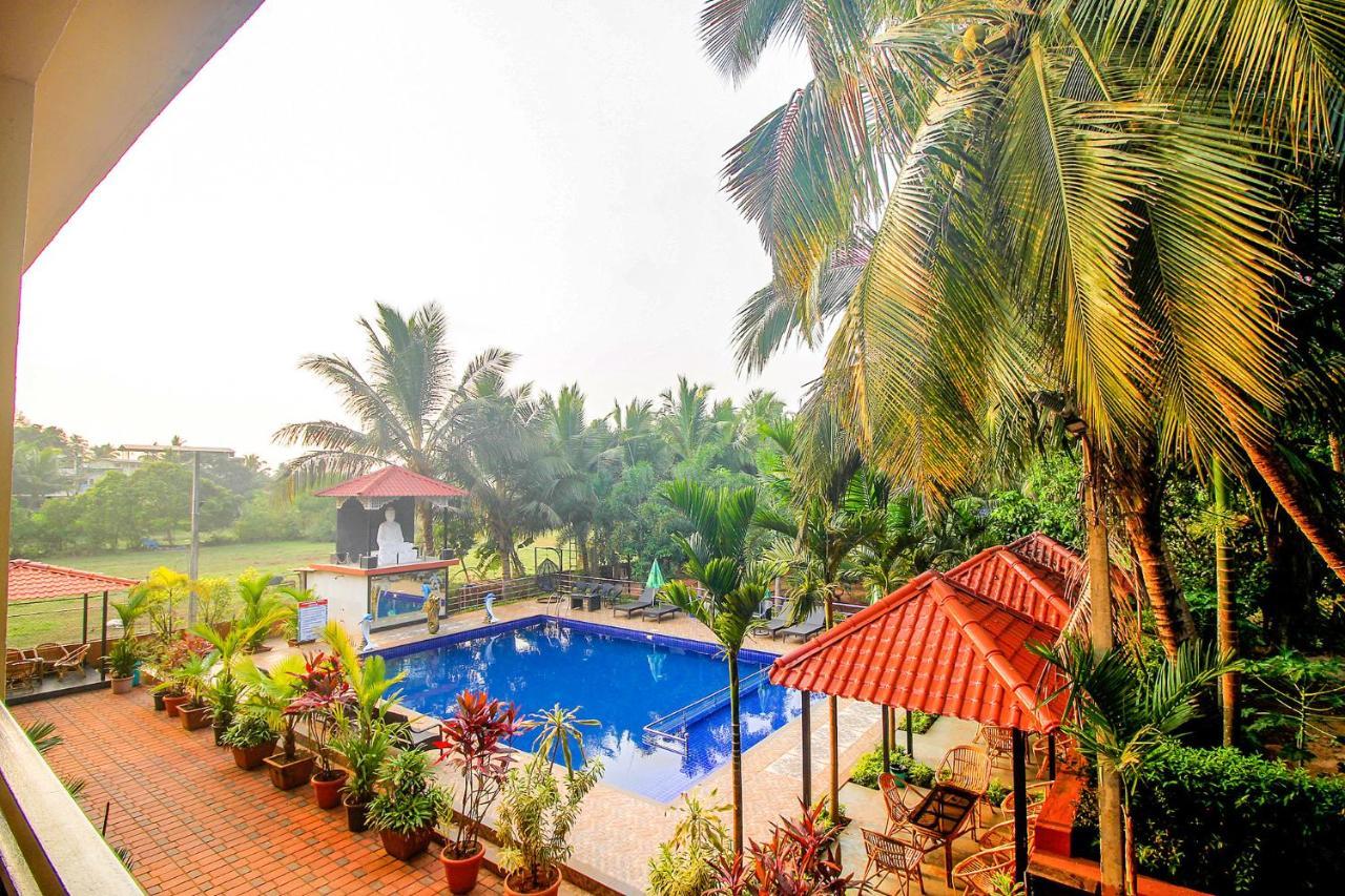 Fabescape Sk Studios With Pool & Gym, Arpora Old Goa Exteriör bild